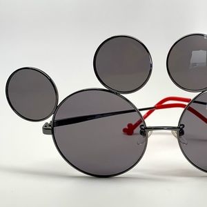 Tokyo Disney Sea Mickey Mouse sunglasses